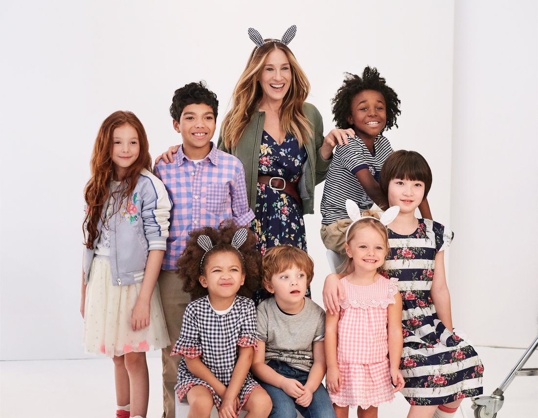 ModTodApp's tweet image. #SarahJessicaParker Launches Children&apos;s Line with @Gap: &apos;I Hope the Pieces Are Passed Down&apos; people.com/style/sarah-je… @peoplestyle #modtod #kidsfashion