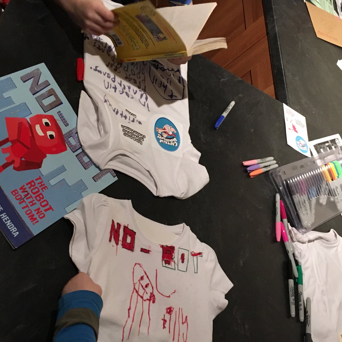 Bec123's tweet photo. #WorldBookDay2018 #worldbookdayprep #boys https://t.co/q2irW0r2RC