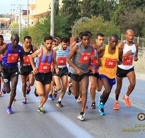 Kalabalık arasından sıyrılmak iyidir.