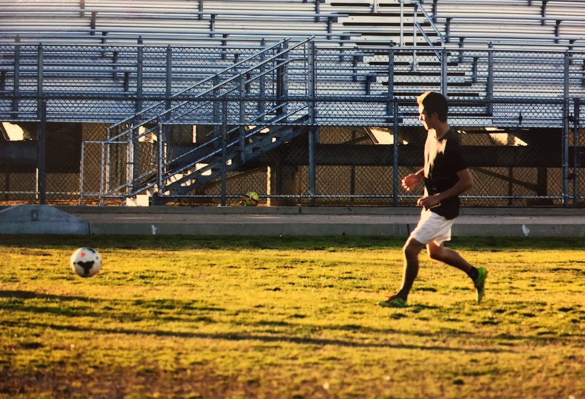 danielg2210's tweet photo. Thank you for the fun times and good memories. Being as busy as I am with Boston and BC and all of my marching endeavors, it was amazing and very bitter sweet to get to have a ball at my feet one last time ⚽️💙💚 https://t.co/94oR6CPcyA