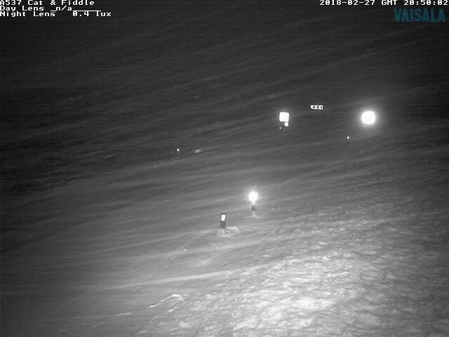 For anyone wondering why the A537 Cat &amp; Fiddle is CLOSED.....
It's wild in the High Peak. Also closed: A6024 Holme Moss, A57 Snake Pass, A53 Leek Road, and Monk's Road - Chunal to Charlesworth. Highways England have closed A628 Woodhead Pass. Only travel if essential.