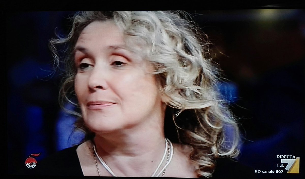 allenatorebis's tweet photo. #DiMartedi 
#LuigiDiMaio
Ha presentato i primi quattro ministri prescelti per il Governo a guida #M5S...

Sono l'immagine della trasparenza della serietà e dell'onestà :
#LorenzoFioramonti - #PasqualeTridico - #AlessandraPesce - #GiuseppeConte https://t.co/BEVNVPVX3t