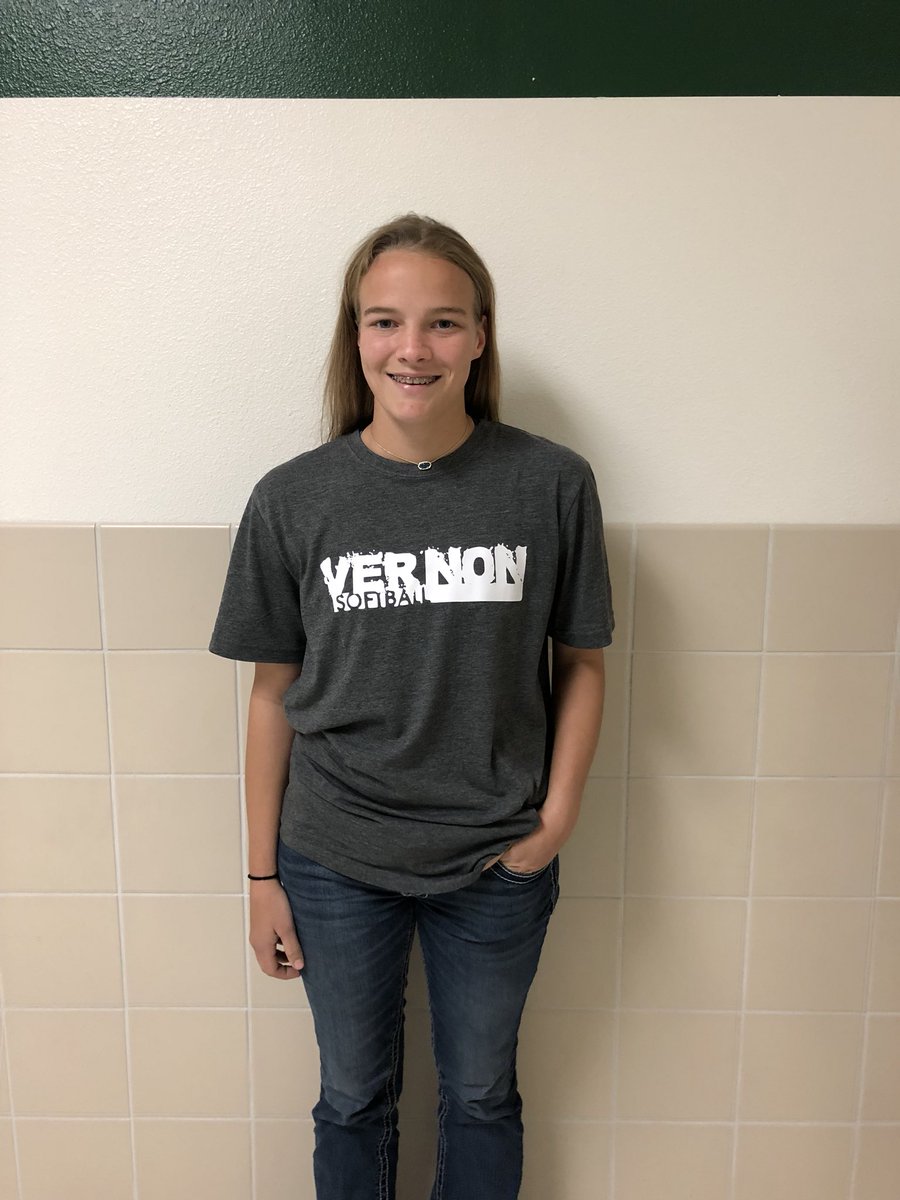 Congrats #LadyBeeSoftball players KaseyWoolard (McMurry Univ.)&amp;Makayla Henry(Vernon Jr Coll) on signing to continue their softball careers beyond HS.
Pls join us tomorrow for a special signing day ceremony @ #AHS Commons during Excel period-10:27am -10:51am) for these 2 athletes!