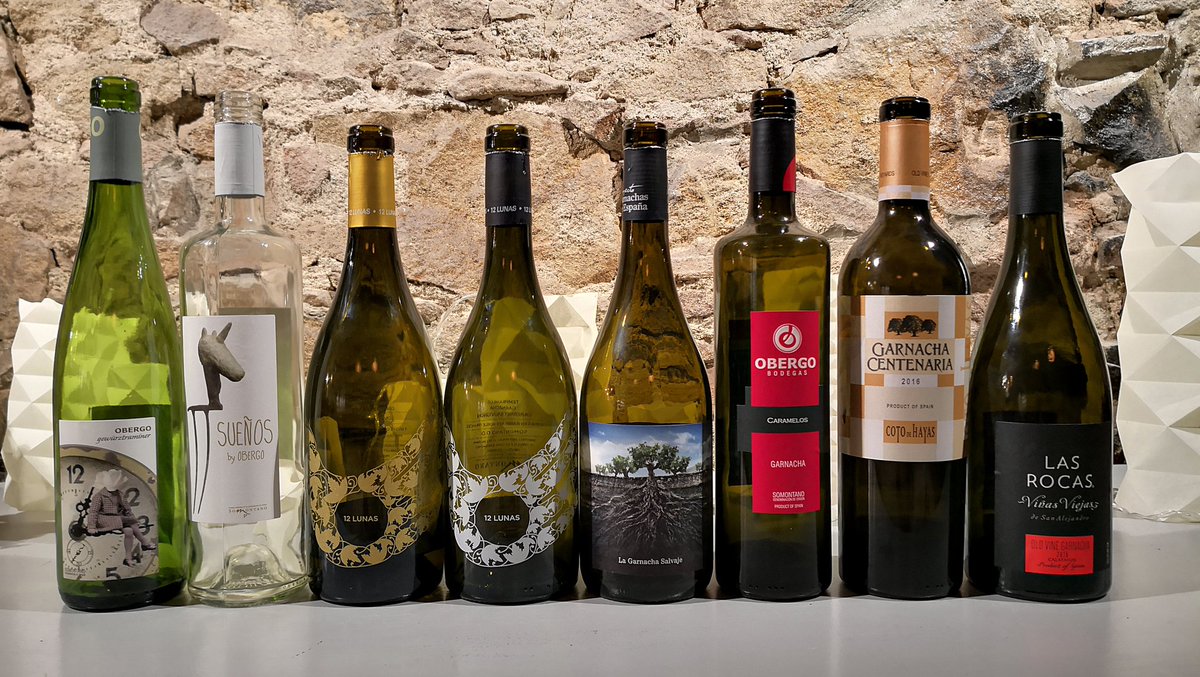 elvinet's tweet photo. Tarde con #vinos de Aragón y Ribera de Queiles en @JovaniVins 🍇🍷
Pequeña ruta por los vinos @DOSomontano y la #Garnacha aragonesa 👏🏻🔝🍇🍷
#Wine #WineTasting #WineEducation #WineLearning #WineCulture #WineOclock #Winegram #WineLovers #elvinet https://t.co/CaOHO5fRKv