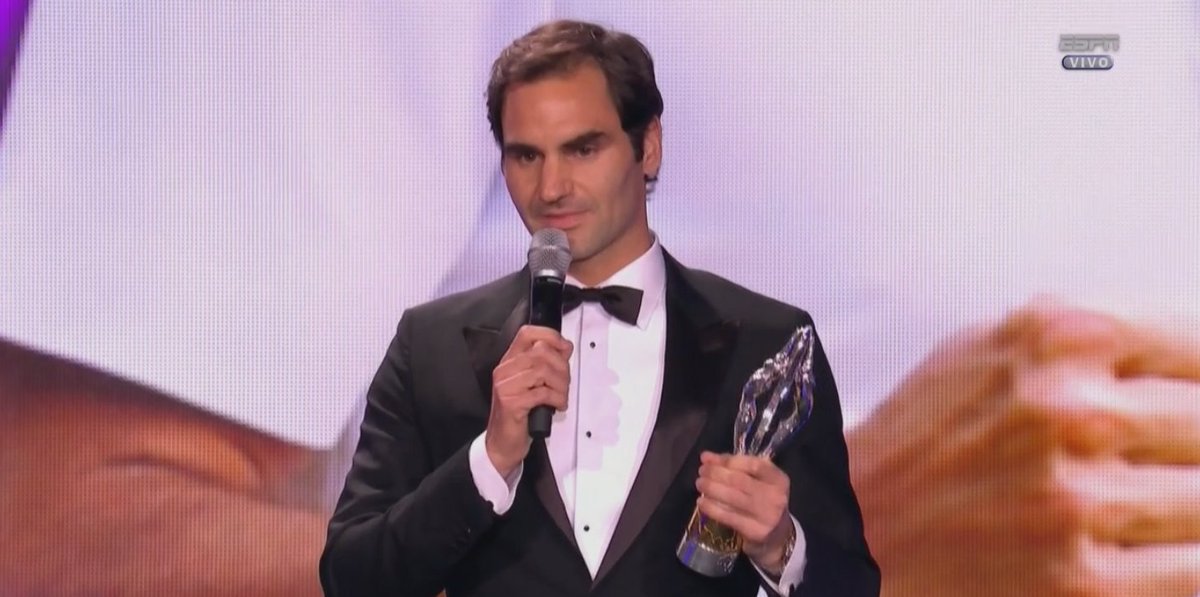 jmgmoron's tweet image. A Federer le dan el Premio a 'Mejor deportista masculino del año' y se acuerda de Nadal: "Él también merecería estar aquí. Ha tenido un gran año. Él me hizo mejor tenista y por ello quiero alabarle".

😍😍😍😍😍😍😍😍