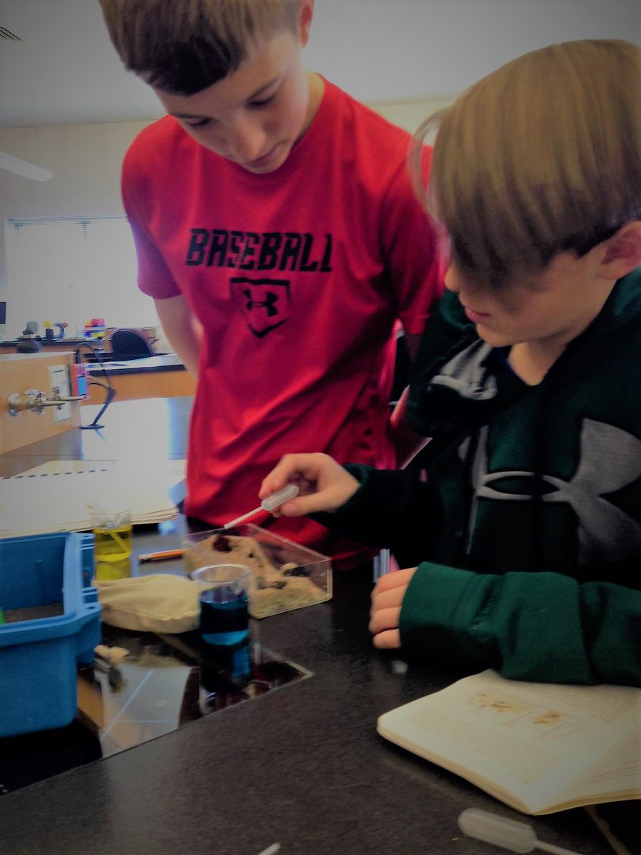 WebberMS's tweet photo. Mrs. Kearns' Environmental Responsibility Ss visited CSU last week. STEM Fridays are grant funded & facilitated by CSU ed faculty & future science teachers. Ss studied "Anchialine Pools" with hands-on models and experiments. #WeAreWebber #PSDproud #WebberScience πΎ https://t.co/9saiGSdm6e