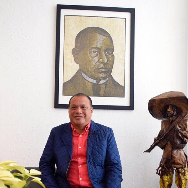 _AIPA's tweet photo. En @_AIPA deseamos éxito al Ing.  @LinoVelazquez en su nueva faceta. Ojalá @SAGARPA_Oax tenga continuidad al trabajo realizado y sea el MVZ @RigobertoGomez_ quien lo sustituya en la delegación. https://t.co/V3EZTfA1XN