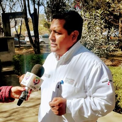 _AIPA's tweet photo. En @_AIPA deseamos éxito al Ing.  @LinoVelazquez en su nueva faceta. Ojalá @SAGARPA_Oax tenga continuidad al trabajo realizado y sea el MVZ @RigobertoGomez_ quien lo sustituya en la delegación. https://t.co/V3EZTfA1XN