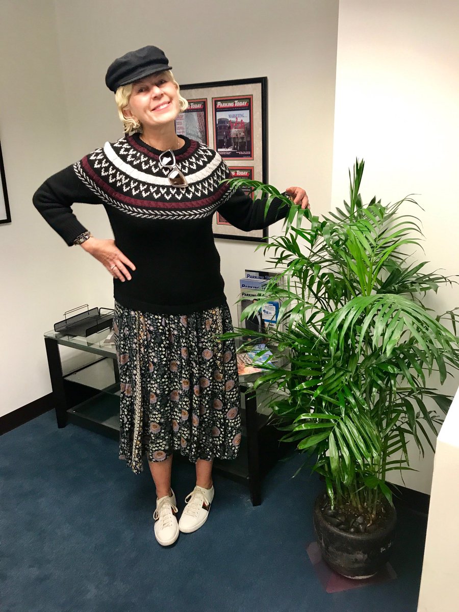 Coming 2 the #parkingtoday office was challenging - seeing Joyce’s empty office - yet seeing this beautiful plant from our amazing friends <a href="/PassportHQ/">Passport</a> sweetened the tears - we named this plant Joyce’s  #TreeofLife - thank U <a href="/PassportHQ/">Passport</a> - we love U &amp; appreciate U #LifeIsPrecious