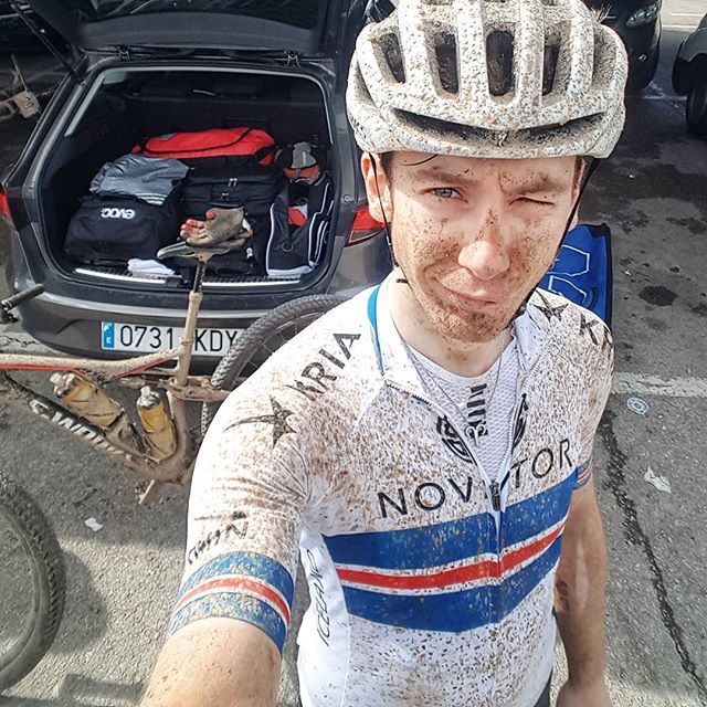 IngvarOmarsson's tweet photo. ABR Stage 3: A good start with an ending to forget. In short, my day consisted of starting with the leaders, getting 3 flats, loosing a multi tool, begging for assistance, getting saved my two friends, and choosing to enjoy the ride instead of getting upset over results. Tom… https://t.co/ECDVz5cMZH