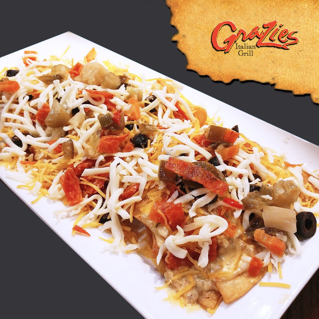 Go2Grazies's tweet photo. Spice up your Tues. with our Speziato Italian Nachos. 🌶 https://t.co/GsJyxPYAf6
