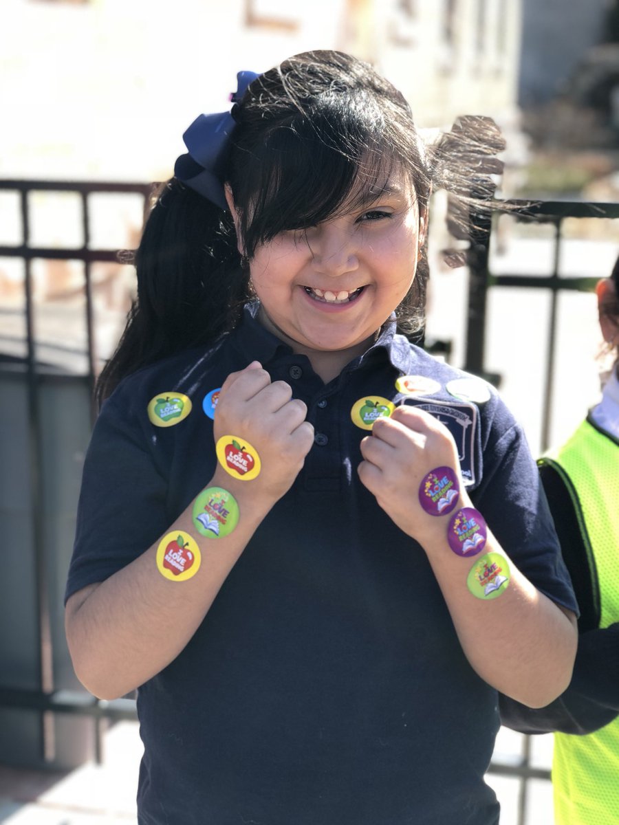 bhart610's tweet image. We #LovetoRead #sasreadingweek #ReadAcrossAmerica #saspride