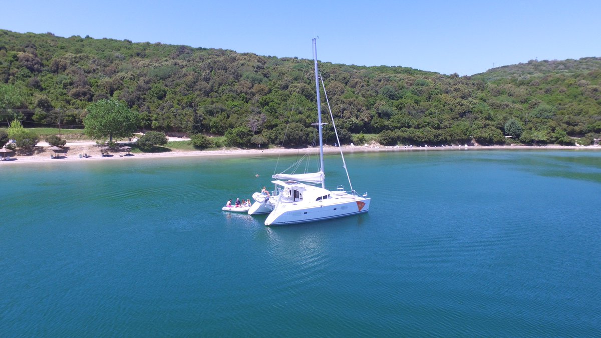 A crewed catamaran charter in the Greek Islands is the perfect way to spend a worry-free vacation! #saltypleasure #whitesails #sailinglife #sailaway #sailing #summermood #summertime #greece #greekislands #holidays #summer2018