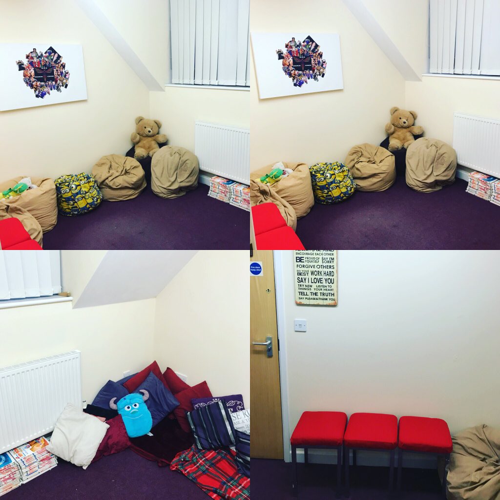 nrgdancecrew's tweet photo. NRGDC New Den And Office! All coming together nicely 🙌🏻
Thank you to each and every person who has made our move possible ❤️❤️ #family #NRGDC #love #newstudio #movingthemagic #streetdance https://t.co/koPTiB6o1c