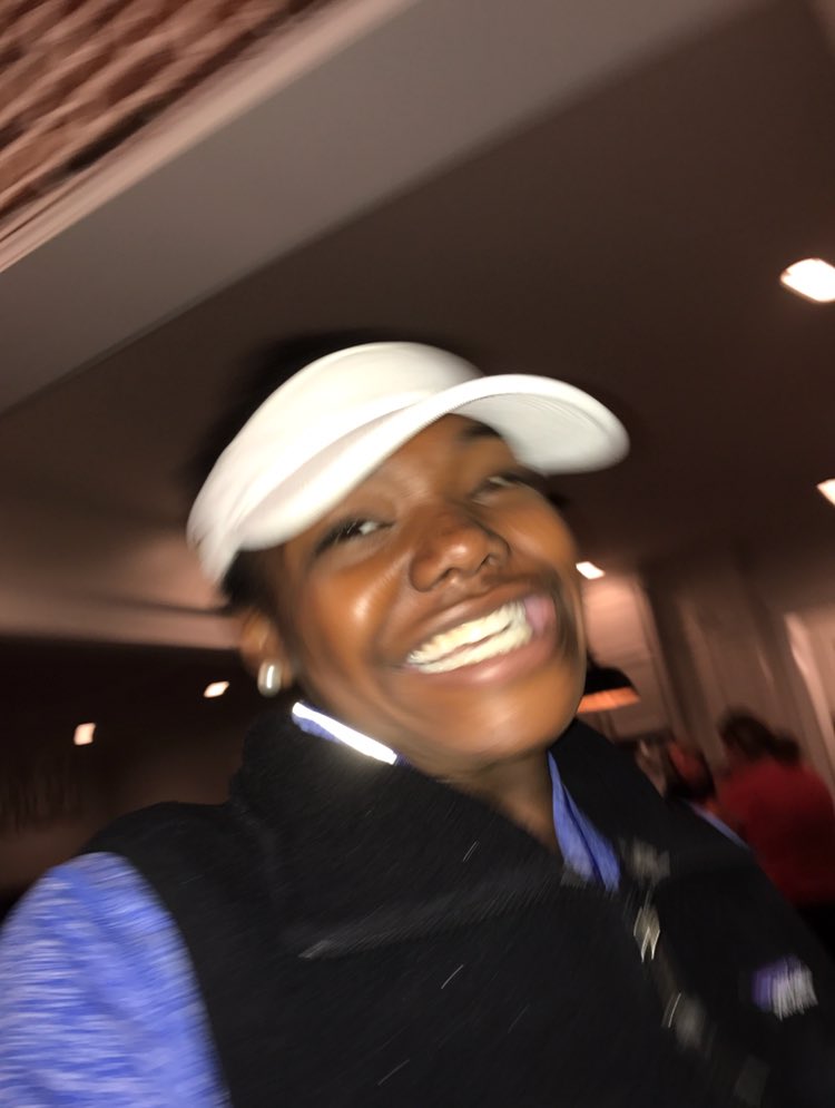 maggie king tweet media