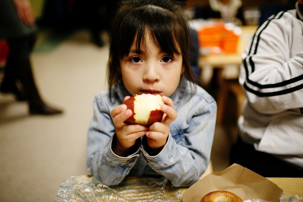 nokidhungry's tweet photo. So many families live on the brink. #OneEmergency like a car repair or medical bill could mean they won’t have enough food. That’s where you come in. Become a monthly donor today: https://t.co/R4WizQHjub https://t.co/0Q0jSw2yJp