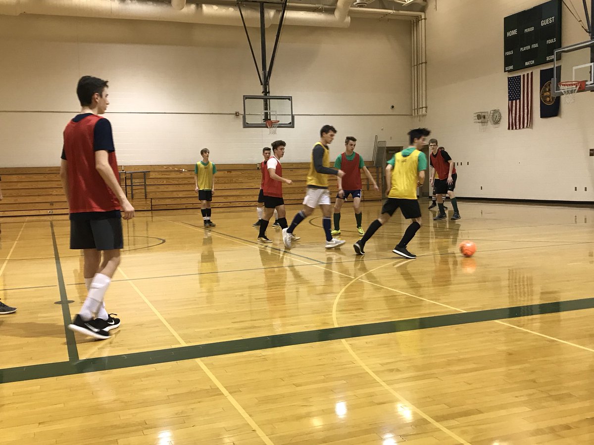 JPatron1991's tweet photo. Day 2 is a wrap....foot skills + ball control and small sided games indoor #RoadToMorrison #TalentRises https://t.co/EPq7bmS2OA
