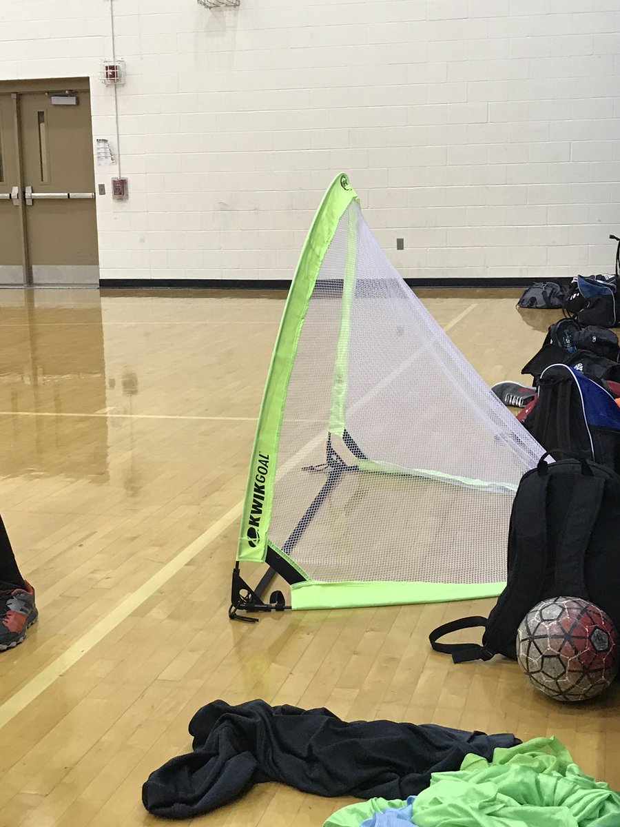 JPatron1991's tweet photo. Day 2 is a wrap....foot skills + ball control and small sided games indoor #RoadToMorrison #TalentRises https://t.co/EPq7bmS2OA