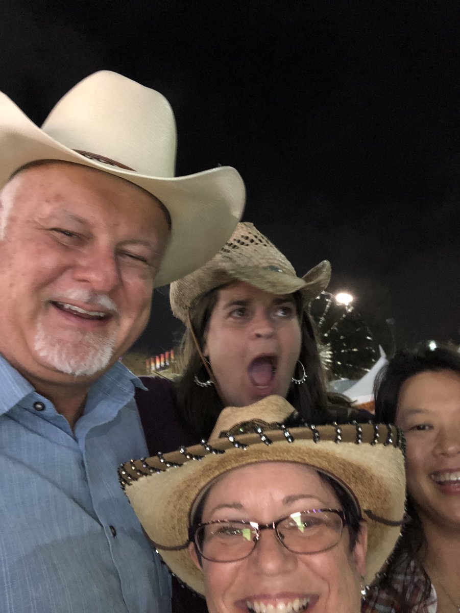GreggPatten's tweet photo. #rodeohouston https://t.co/98TnwSxVmg