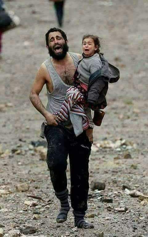 Ariel_PW's tweet photo. Alrededor de 400 personas asesinadas en Siria los ultimos 5 días, de esas 400, 150 son niños... Porqué seguimos en silencio? https://t.co/canu5OUGcN