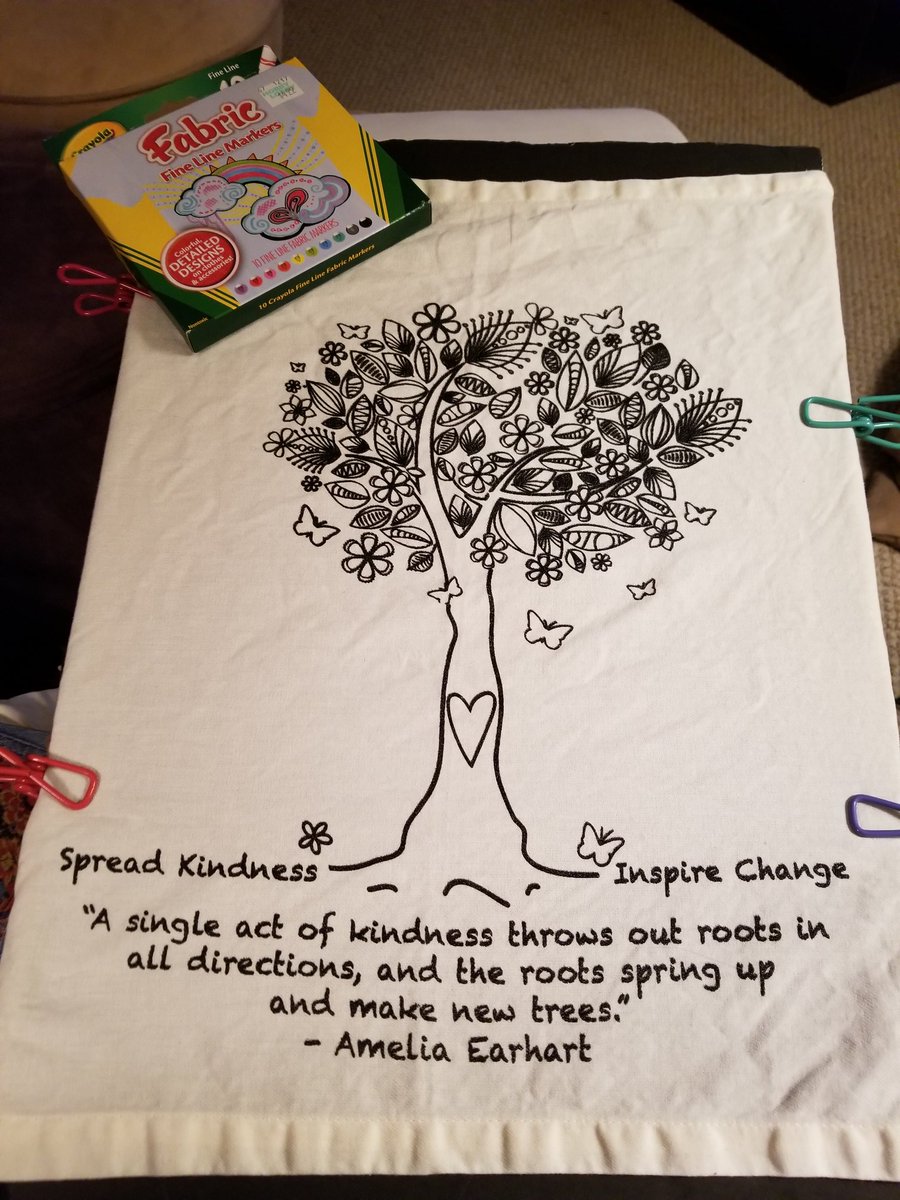 melinda_forward's tweet photo. It's been a fantastic day of talking with @ABQschools
Counselors, meeting with @kindness_clubs Visionary Strategist, then presenting the new Kindness Club Challenge @GovernorBent staff meeting with the @EricJensenBrain Team. It's time to color! #stressLESS #colormore https://t.co/PVf4nkQo1L