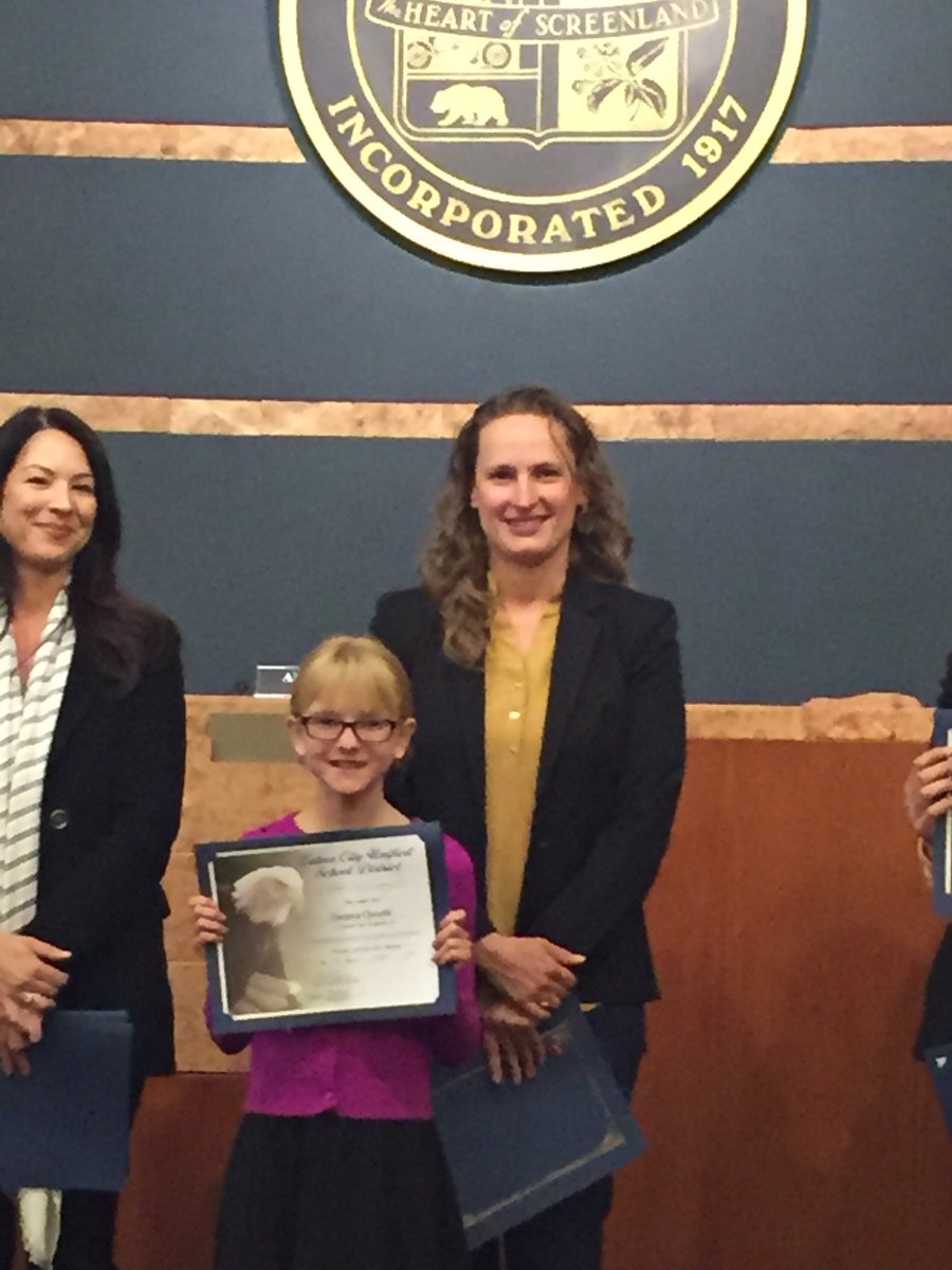 LinwoodEHowe's tweet photo. #lin_howe celebrates our American Citizenship Award winner Gemma! https://t.co/ZDHh6blKqt