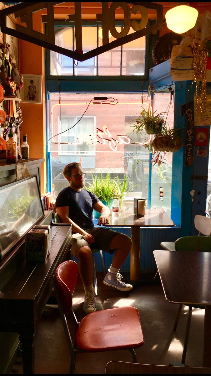 AlexisCeule's tweet photo. Lovely unexpected lunch date with @JacksonCeule at YJ’s on 18th #kansascity #kcmo #thispicthough https://t.co/5lDF7Kip6c