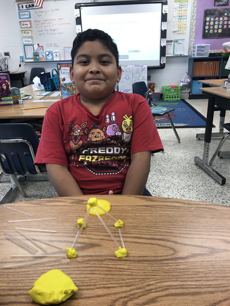 ajtaylor757's tweet photo. Hands on learning is the best kind of learning! #solidfigures #3rdgraderocks 🙌🏼 https://t.co/pfI97HZaMf