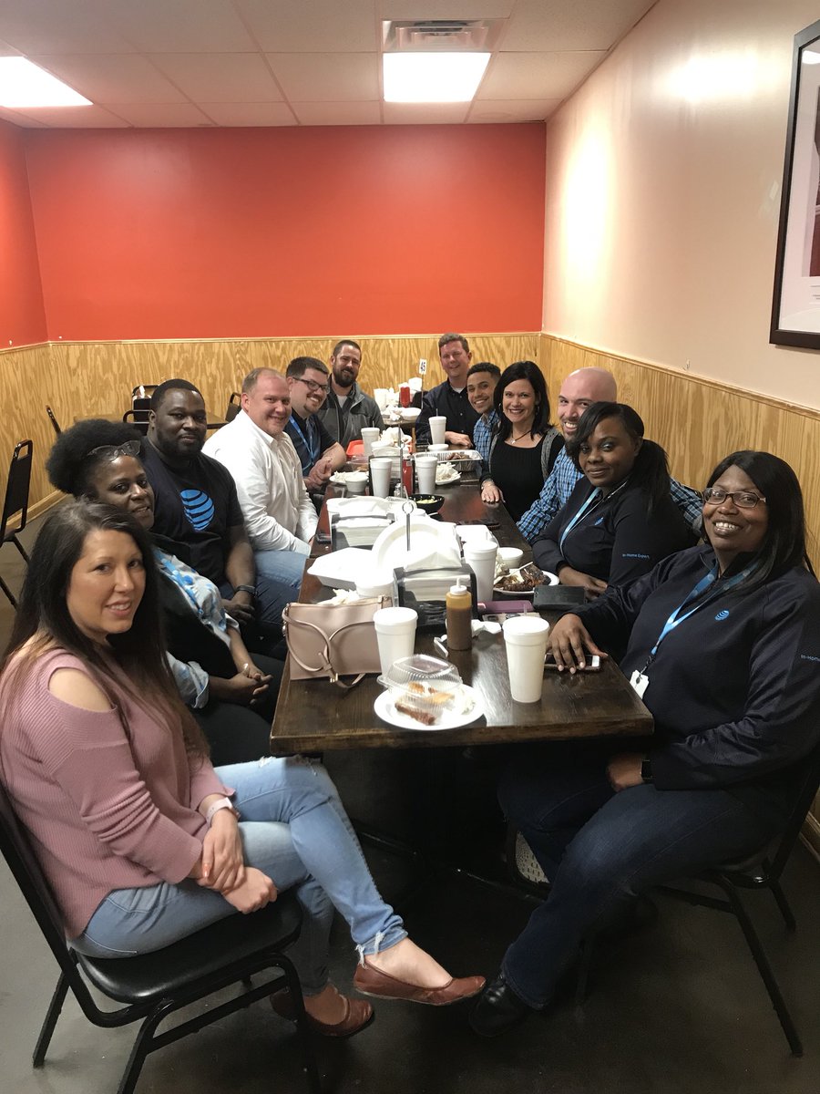 Leisa Zang (@lpz68) on Twitter photo Awesome night with the Go-Getters in Memphis! Great BBQ, conversation and celebration! <a href="/Karingarrido2/">Karin Garrido</a> <a href="/HeartlandStates/">Heartland States</a> Awesome night with the Go-Getters in Memphis! Great BBQ, conversation and celebration! <a href="/Karingarrido2/">Karin Garrido</a> <a href="/HeartlandStates/">Heartland States</a>