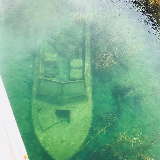 houseboatingorg's tweet image. DYK you can scuba to this at Lake Mead?  #lakemead #castnet #bassfishing #nevada #calvillebay #flyfishing #sunkenboat #clearwaters #sunnydays #repost 📷: @mtlove86