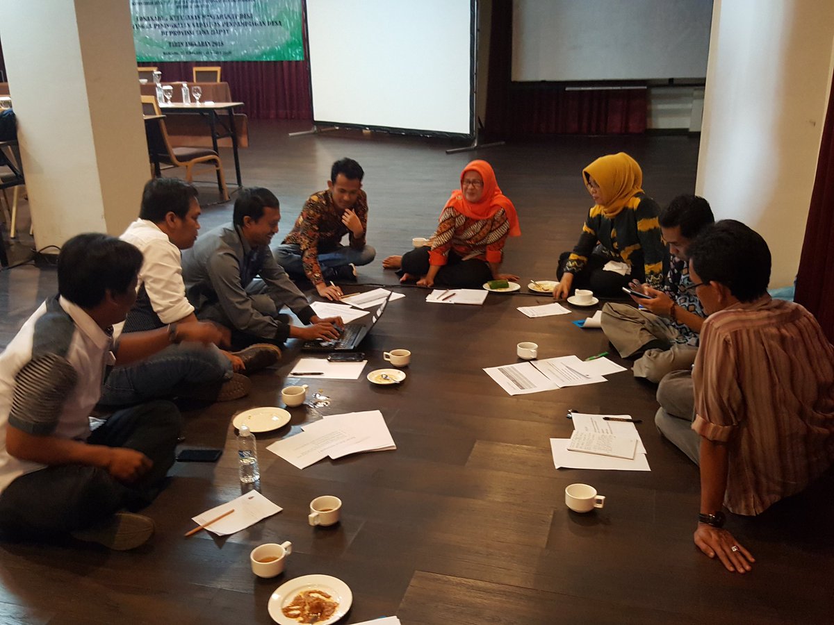 meningkatkan ketahanan sosial budaya masyarakat Desa, guna mewujudkan masyarakat desa yang mampu memelihara kesatuan sosial sebagai bagian dari ketahanan nasional. <a href="/jokowi/">Joko Widodo</a> <a href="/EkoSandjojo/">Eko P. Sandjojo</a> <a href="/AhmadErani/">Ahmad Erani Yustika</a> <a href="/asepsuh_GT/">asep suherman</a> <a href="/IdhamArsyad_GT/">Idham Arsyad</a>