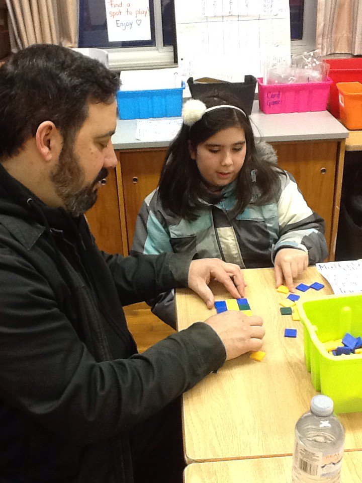 mrsdnesbitt's tweet photo. Family math night fun@PortWellerPS https://t.co/ah1e8BazGU