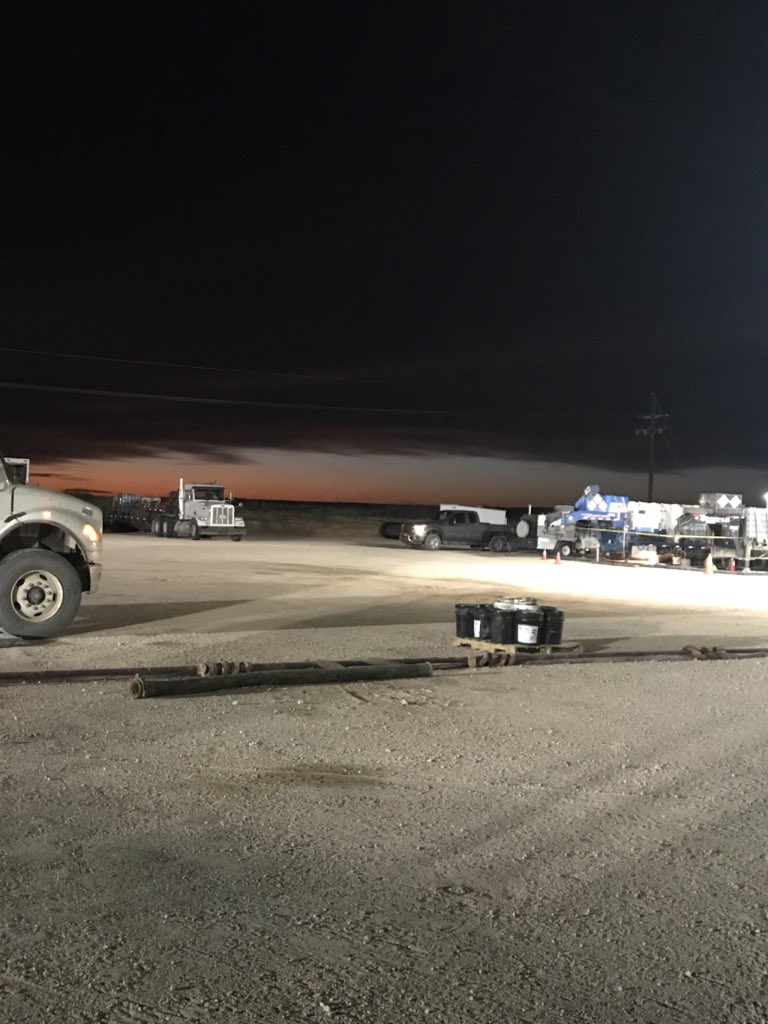 Ramht's tweet photo. Frac it! New Mexico Sunrise https://t.co/sfqfAe6vCK
