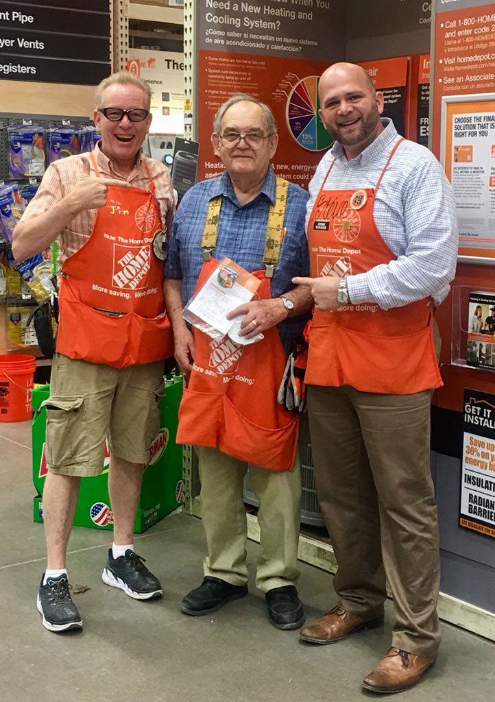 I had to recognize Rolf today for Building Strong Relationships by consistently helping his peers in other departments. Great job sir! <a href="/tavares_gabe/">TavaresGabe</a> <a href="/Newravia09/">Demetrice T Harrison</a> <a href="/dm6647/">debra</a>