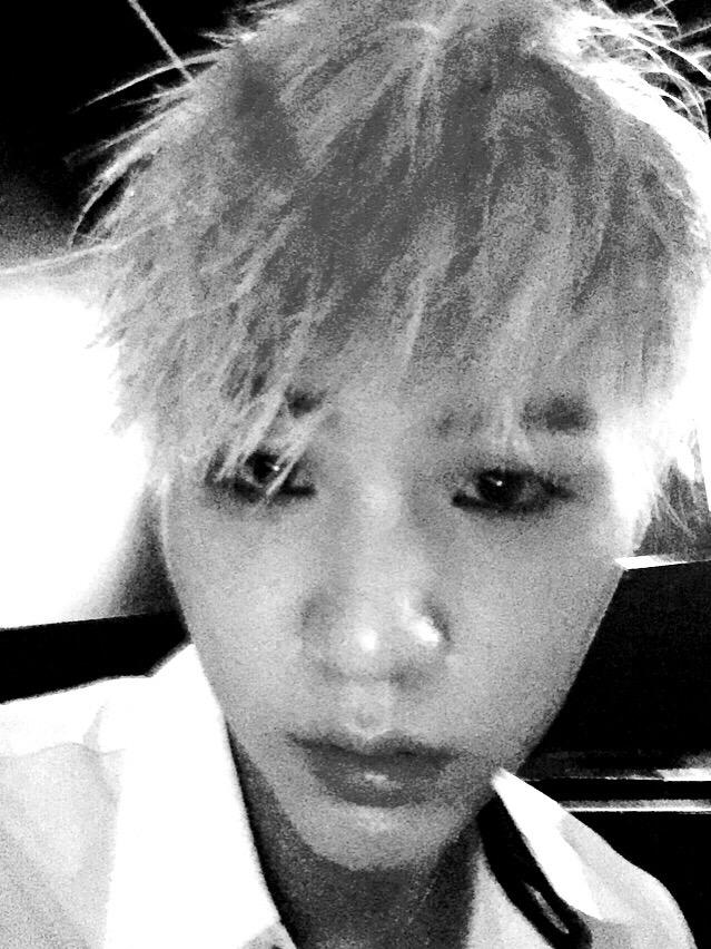 minyoongipics tweet picture