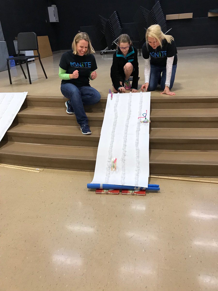 melcederblom's tweet photo. Engaging and engineering! Students vs teachers at Wilson’s Creek STEAM night! @officialSPS #spslearning #steamsps @WilsonsCreekInt https://t.co/0tNqarGwTg