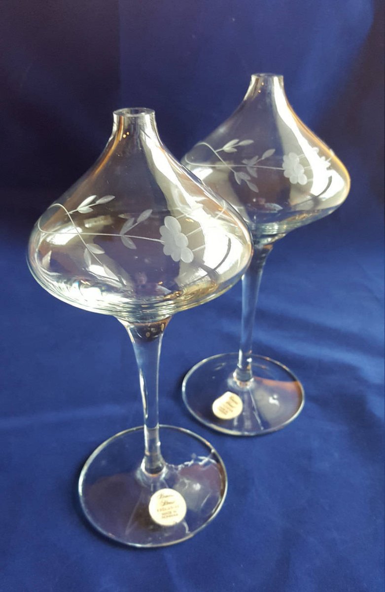 Lyn_Bluefish901's tweet photo. Vintage Princess House Glass Water Wick Candleholder, Set of 2, PERFECT with Labels, Kitchen Dining Party, T.V. Movie Prop https://t.co/3cttF3BdZn #Etsy #AmazingFunVintage #PrincessHouseGlass https://t.co/r6szGSIQV1