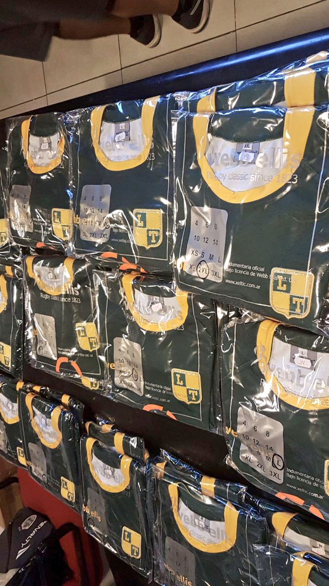#PlantelSuperior ¡Llegó la ropa! Hoy recibimos la indumentaria diseñada por Webb Ellis para la temporada 2018. ¡Gracias <a href="/webb_ellis/">Webb Ellis</a>!
