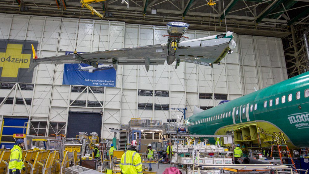 HANGARX's tweet image. El @BoeingAirplanes 737 Nº 10.000 ya tiene sus alas y será presentado muy pronto! #737MAX #ThinkMAX