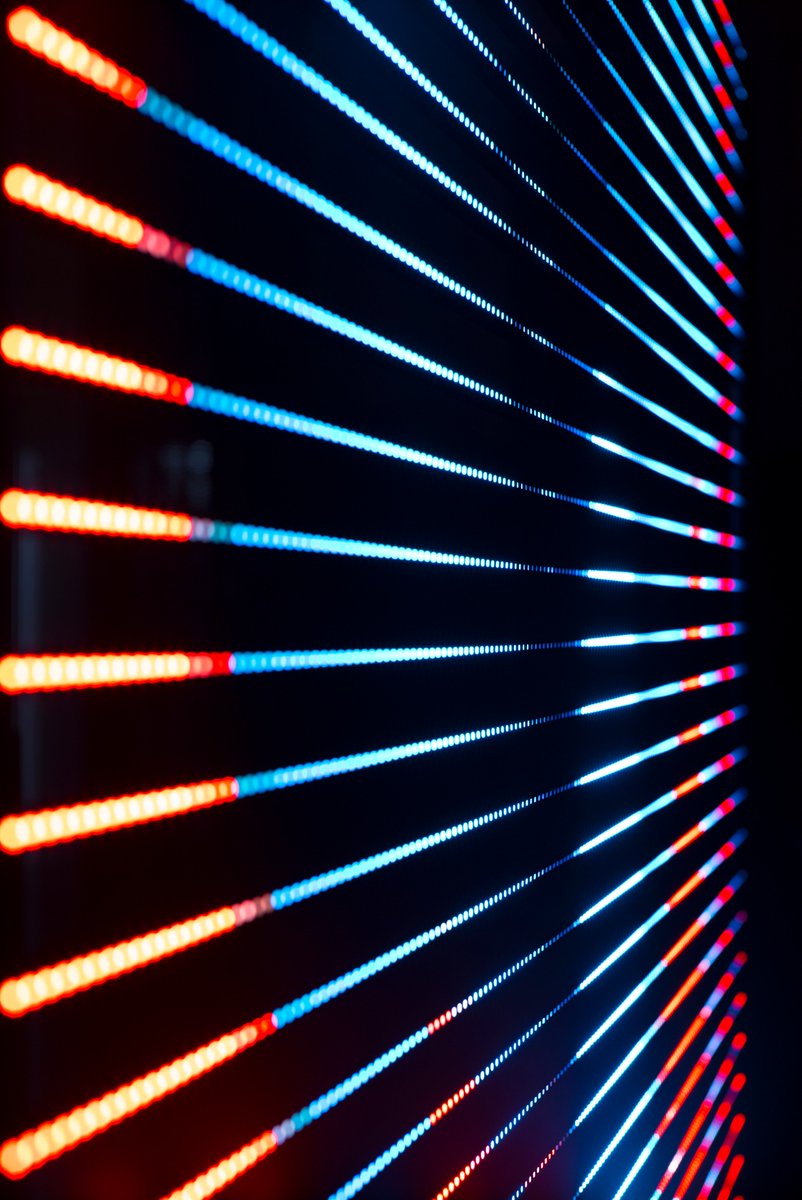 standard_vision's tweet photo. A close-up look at an animation playing on a set of our ultra thin interior blades #standardvision #led #lightingdesign #lighting #animation #art #abstract #technology https://t.co/bNjkFP2Ata