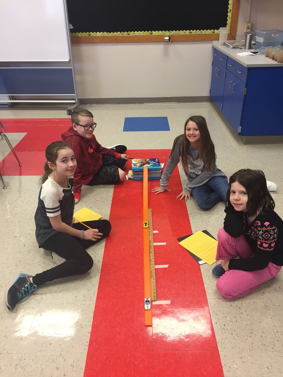 ThisLaurieJo's tweet photo. Test Tracks! Testing energy in 4th grade!
#energy #CheneyElementary #4thgrade #rollercoasterbuilders https://t.co/OnBHCXrFK8