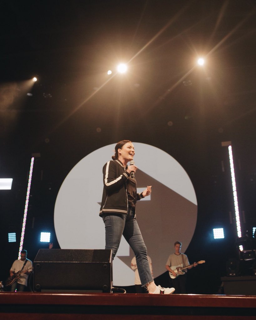 weareseu's tweet photo. Session 2 was incredible! Can’t believe we’re already to Session 3. See you soon 
DOORS ARE OPEN🤘🏻 https://t.co/JcuKKWcH2s
