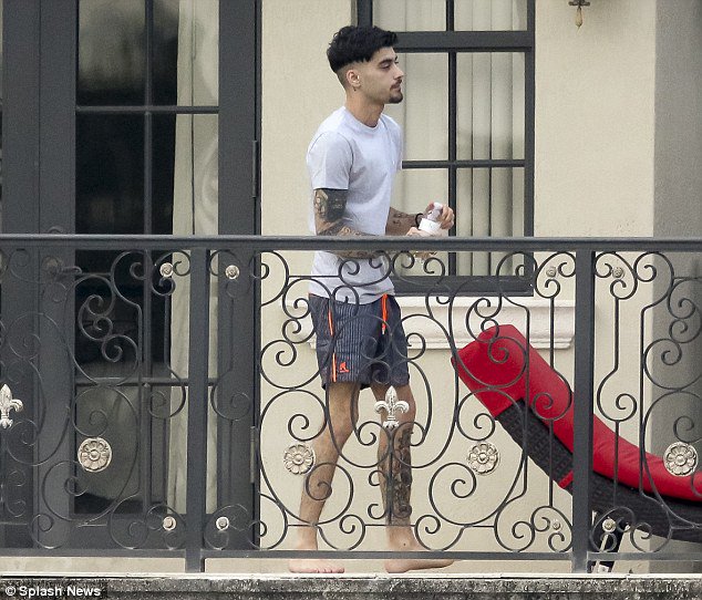 Zayn out in Miami