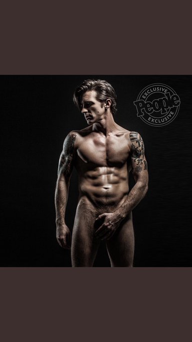 Wow Drake Bell grew up to be my daddy... Who knew 🤷🏼&zwj;♀️😩😘👌🏻 https://t.co/vtoHdqucIp