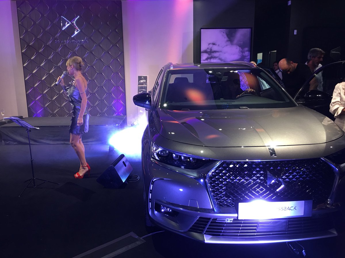 StopandGoTV's tweet photo. @dsargentina presenta el primer “DS Store” en Argentina con el DS7 Crossback como anfitrión de lujo. https://t.co/8JB9BBYjr8