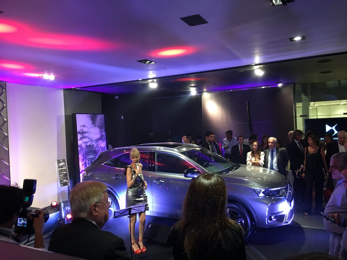 StopandGoTV's tweet photo. @dsargentina presenta el primer “DS Store” en Argentina con el DS7 Crossback como anfitrión de lujo. https://t.co/8JB9BBYjr8