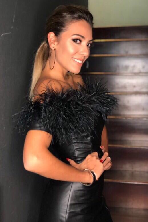 floppytesouro's tweet photo. #FloppyStyle Make up y peinado by @KennysPalacios https://t.co/GZ9Jvxs81g