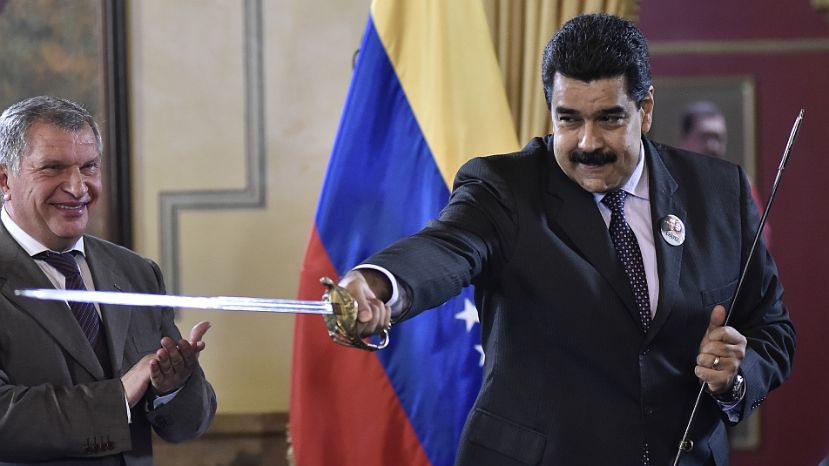 camuniafilada's tweet photo. Pdvsa lanzó licitación para vender crudo en euros OTRA ESTOCADA AL DOLAR https://t.co/Q0cA2FYjvx