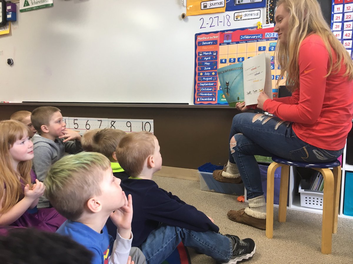 Thanks to Courtney for reading to us today!#albanylearns #gratitude745