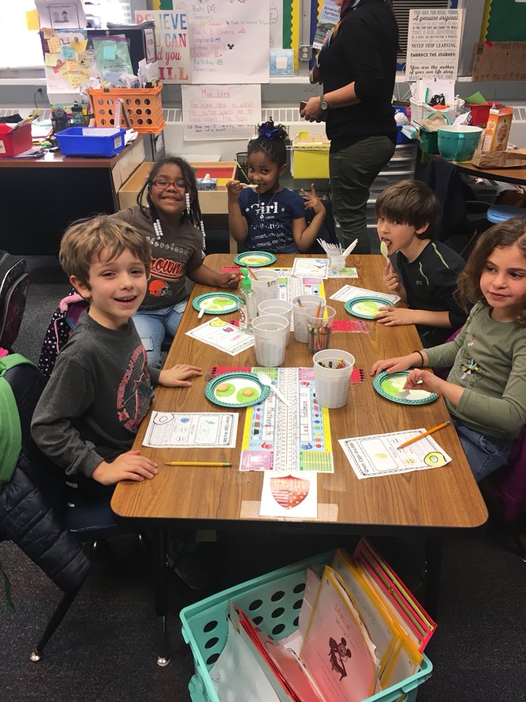 MrsBgifted's tweet photo. We like Green Eggs &amp; Ham Sam I am! #DrSeuss #KSEpride #EngageCobb https://t.co/xCP5LyixJO